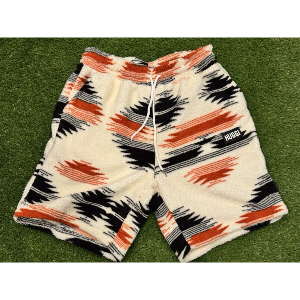 HUGGI Fleece Shorts Men's Medium Cozy Comfy with Pockets Aztec Geometric Print